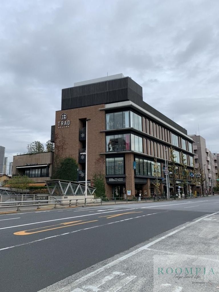 ショッピングセンター　トラッド目白（ショッピングセンター）まで1590m