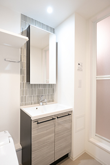 洗面設備　※写真は同タイプ住戸です。