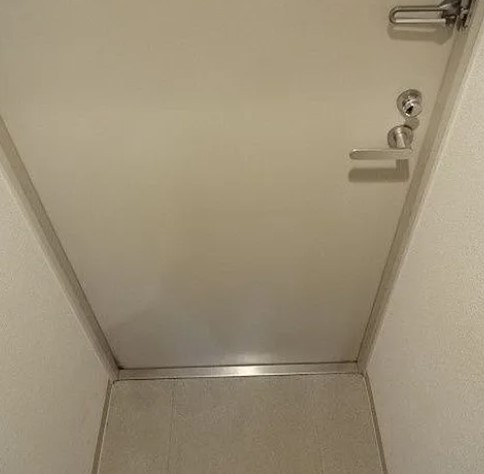 玄関　※参考写真