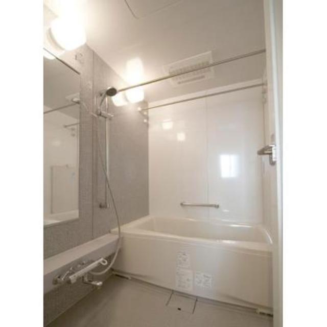 バス・シャワールーム　※写真は同タイプ住戸です。