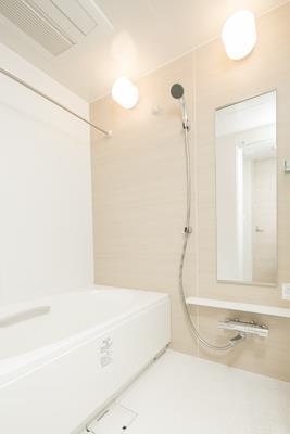 バス・シャワールーム　別部屋参考写真