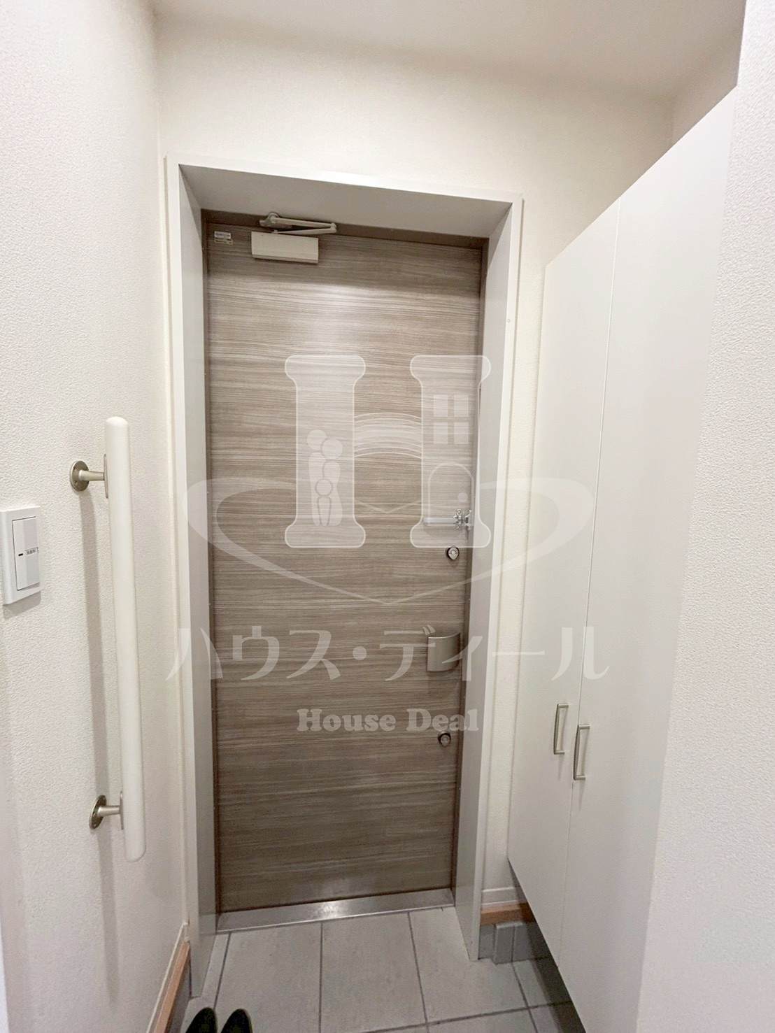 玄関　シンプルで使いやすい玄関です