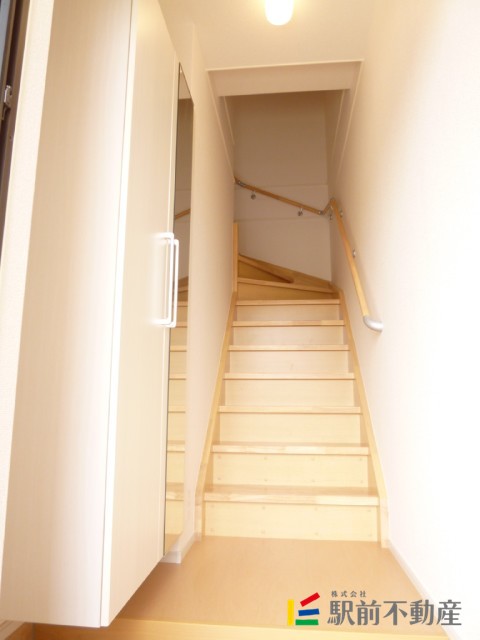 玄関　同タイプ別建物