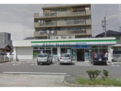 コンビニ　ファミリーマート安城南町店（コンビニ）まで334m
