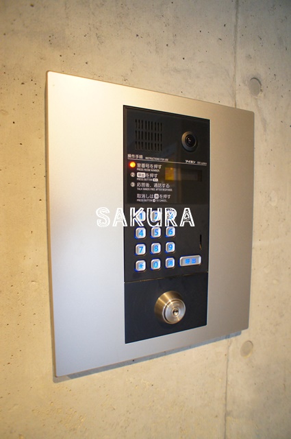 セキュリティ　女性の方でも安心のモニター付きオートロック♪