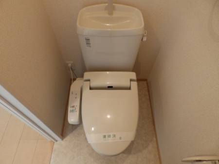 トイレ　302号の写真です。