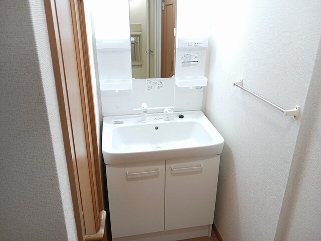 洗面設備　広い洗面スペース
