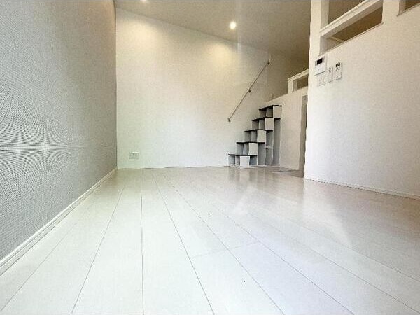 居室・リビング　名古屋で一番初期費用の安い賃貸専門の不動産会社です(^^)