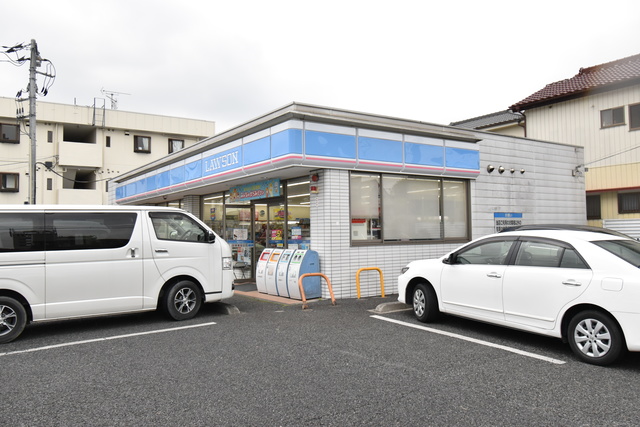 コンビニ　ローソン川口戸塚鋏町店（コンビニ）まで901m