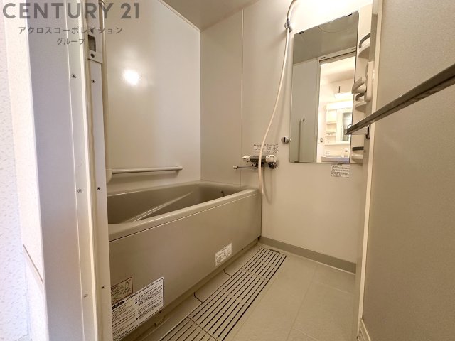バス・シャワールーム　バストイレ別です☆