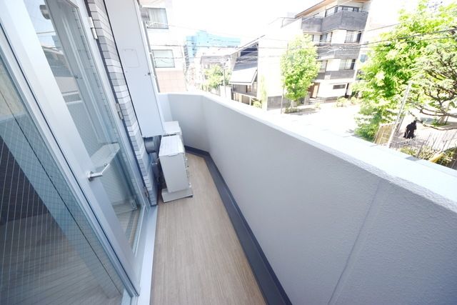 バルコニー　写真は同タイプ住居です。