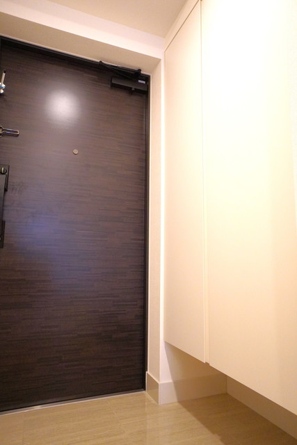 玄関　※写真は同タイプ住戸です。