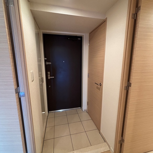 玄関　※写真は同タイプ住戸です。