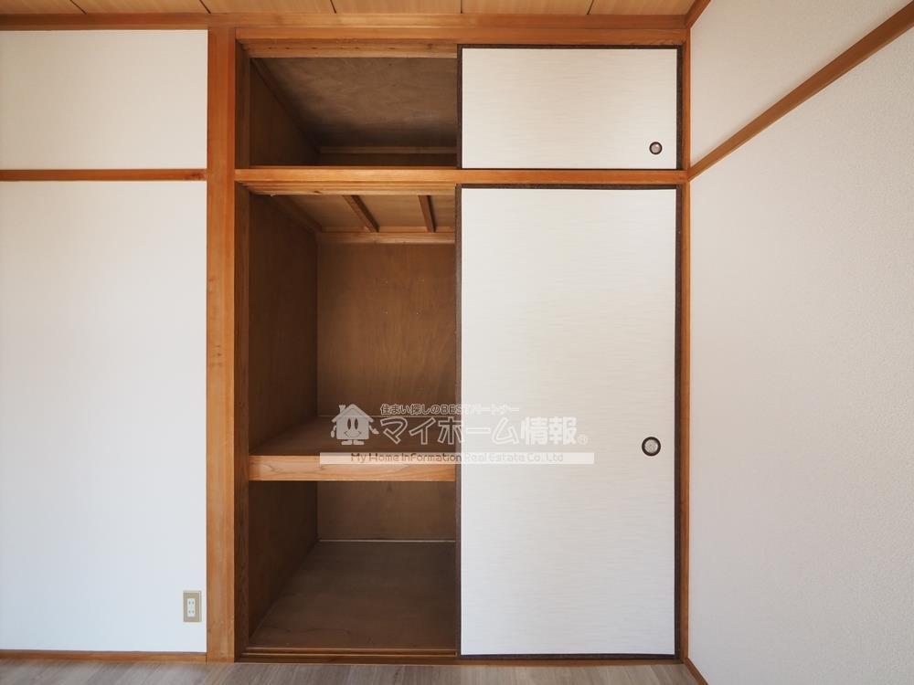 収納　※内観写真は203号を引用しており、内装が異なる場合がござい