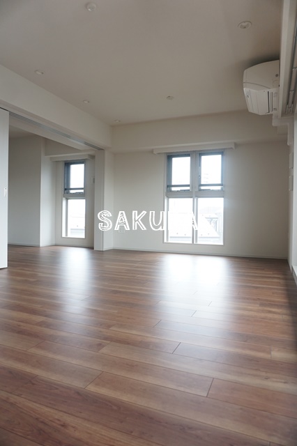 居室・リビング　開放感のあるゆったりとしたお部屋です♪