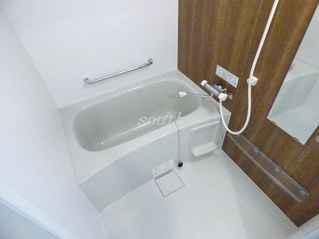 バス・シャワールーム　浴室乾燥機付きのお風呂♪