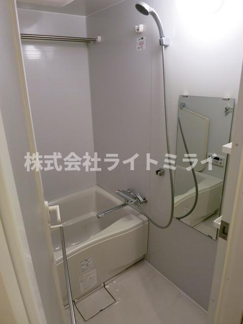 バス・シャワールーム　?