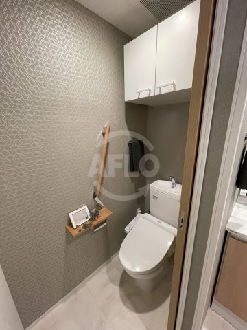 トイレ　シーズンフラッツ靭本町　トイレ