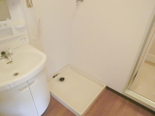 その他設備　室内洗濯機置き場。