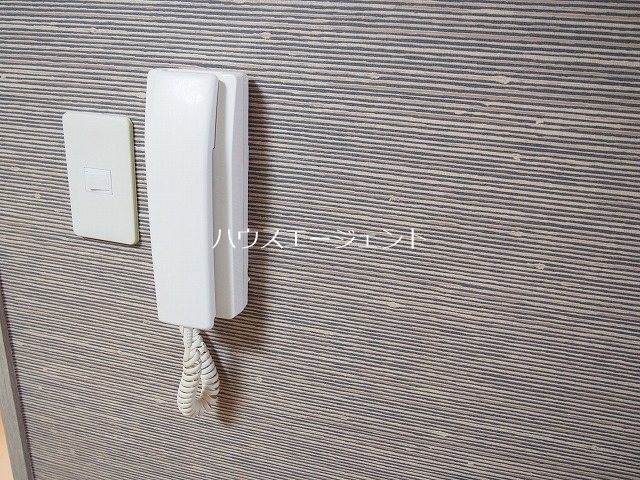 セキュリティ　インターフォン完備しております。