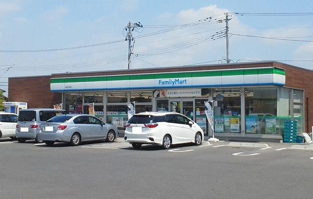 コンビニ　ファミリーマート佐沼江合店（コンビニ）まで600m