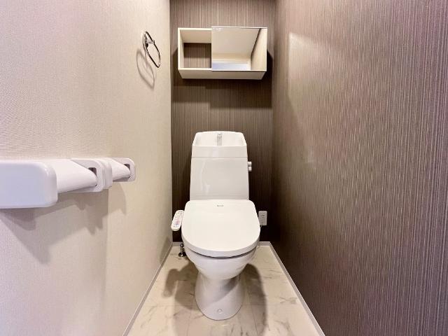 南京終7丁目アパート新築工事のトイレ写真