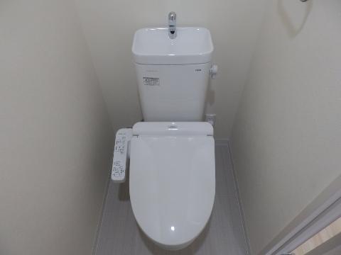 トイレ　シャワー付トイレ