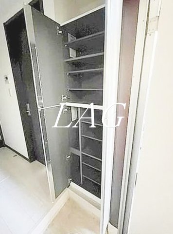 玄関　玄関です。