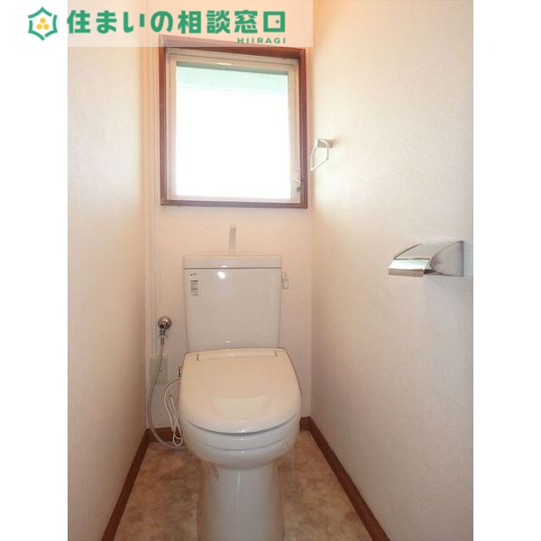 トイレ　同型