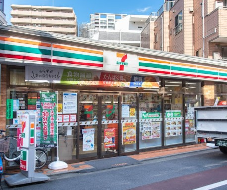 コンビニ　セブン－イレブン不動前駅東店（コンビニ）まで128m