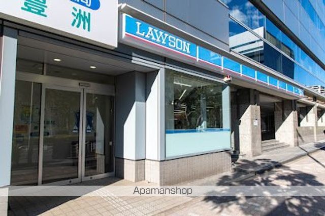 コンビニ　ローソン 江東豊洲五丁目店（コンビニ）まで162m