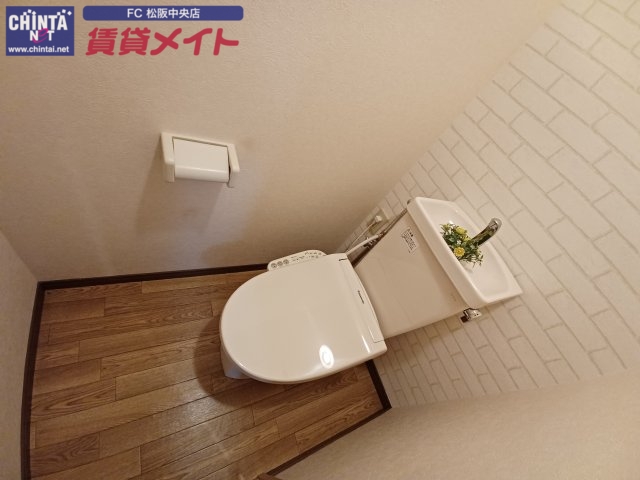 トイレ　同物件別室画像
