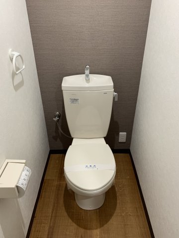 トイレ　清潔感のあるトイレです