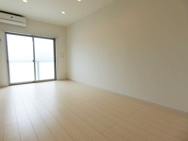 居室・リビング　7.5畳の広々としたお部屋♪