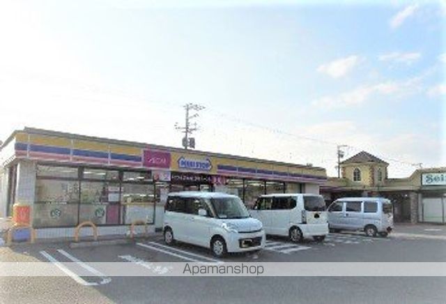コンビニ　ミニストップ（コンビニ）まで440m
