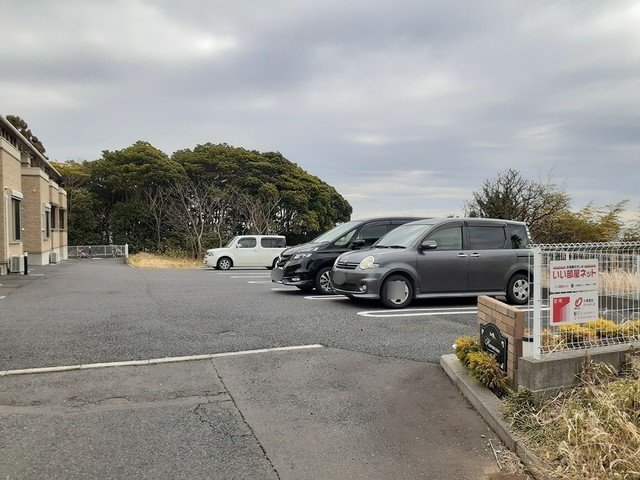 駐車場　駐車スペースもあります