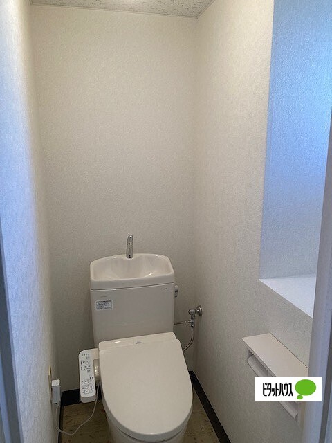 トイレ　他のお部屋のお写真です