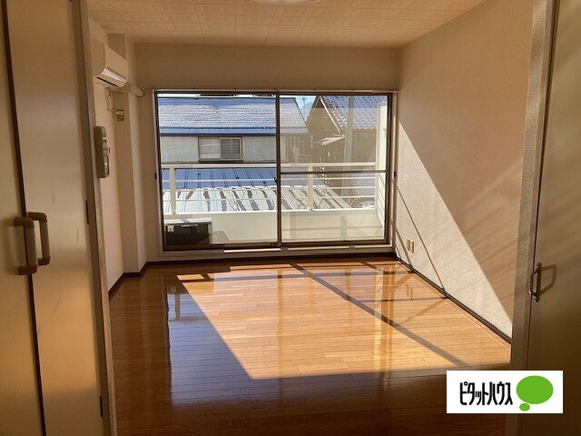 居室・リビング　他のお部屋のお写真です
