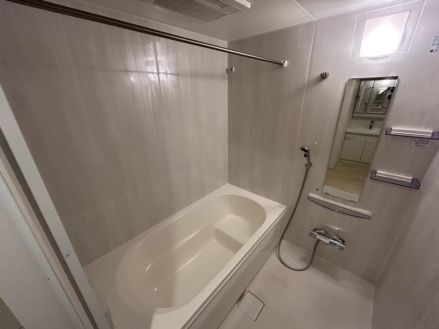 バス・シャワールーム　別部屋写真