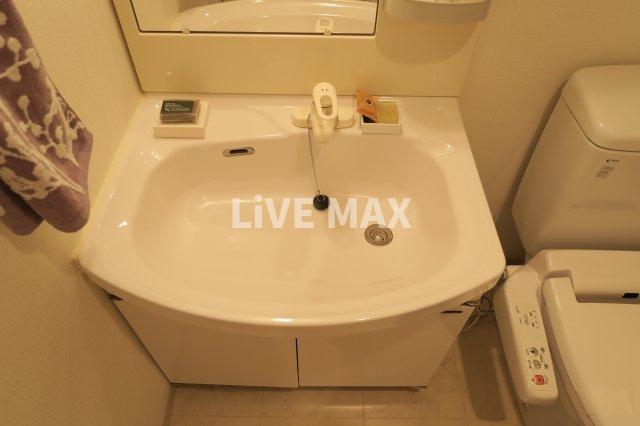 洗面設備　モデルルーム写真