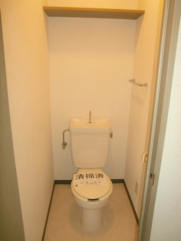 トイレ　★トイレは上部に棚あり★