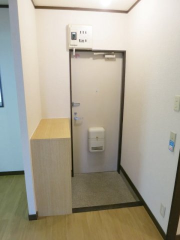 玄関　明るい玄関です