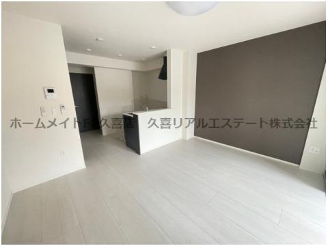居室・リビング　同建物別号室