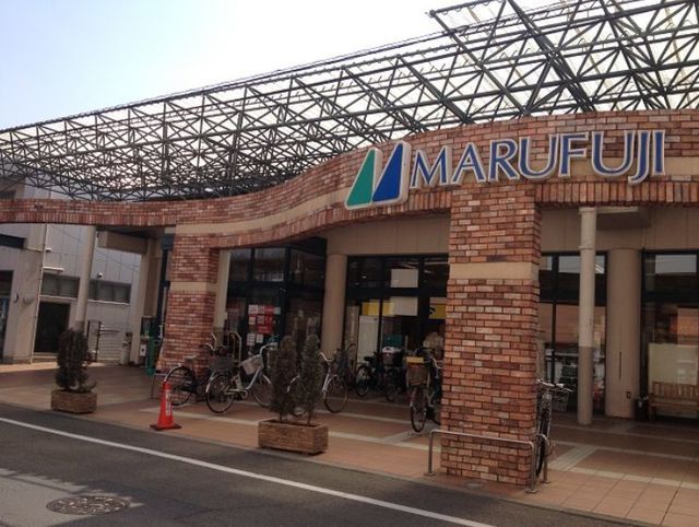 コンビニ　マルフジ千ヶ瀬店（コンビニ）まで1990m