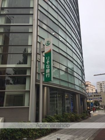 銀行　りそな銀行　なにわ筋出張所（銀行）まで692m