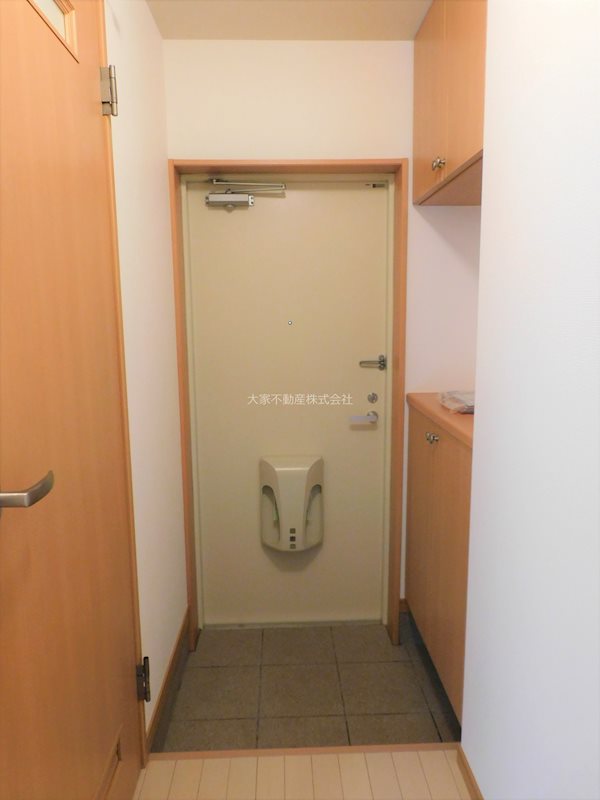 玄関　※別部屋写真のためイメージ。現況優先です。