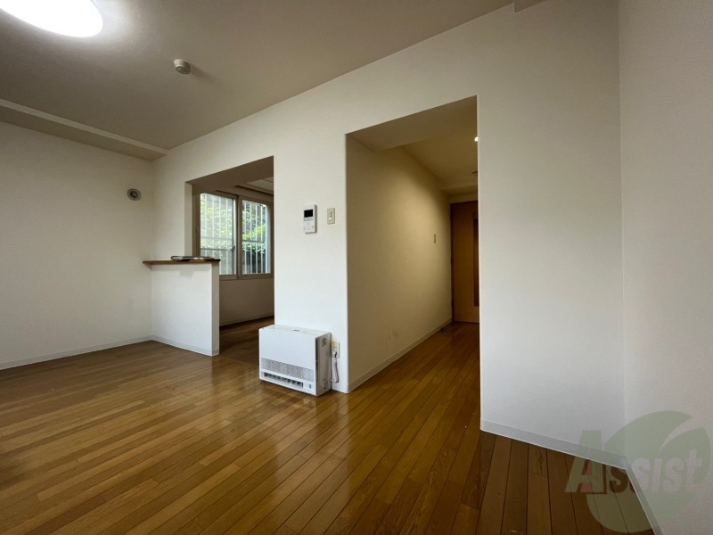 居室・リビング　明るいお部屋は気持ちよく過ごせそうですね。