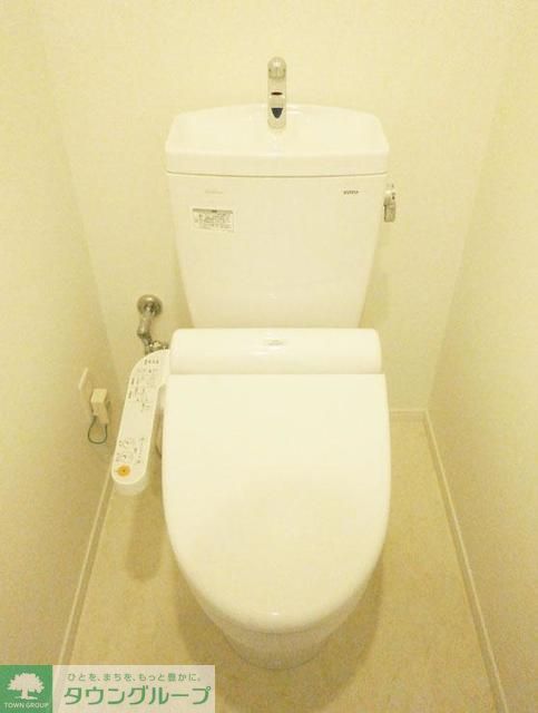 トイレ　※写真は同タイプ住戸です。