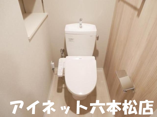 トイレ　落ち着く空間ですね。