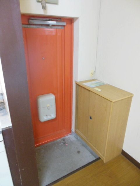 玄関　★お部屋探しは株式会社タウンハウジング東京まで★